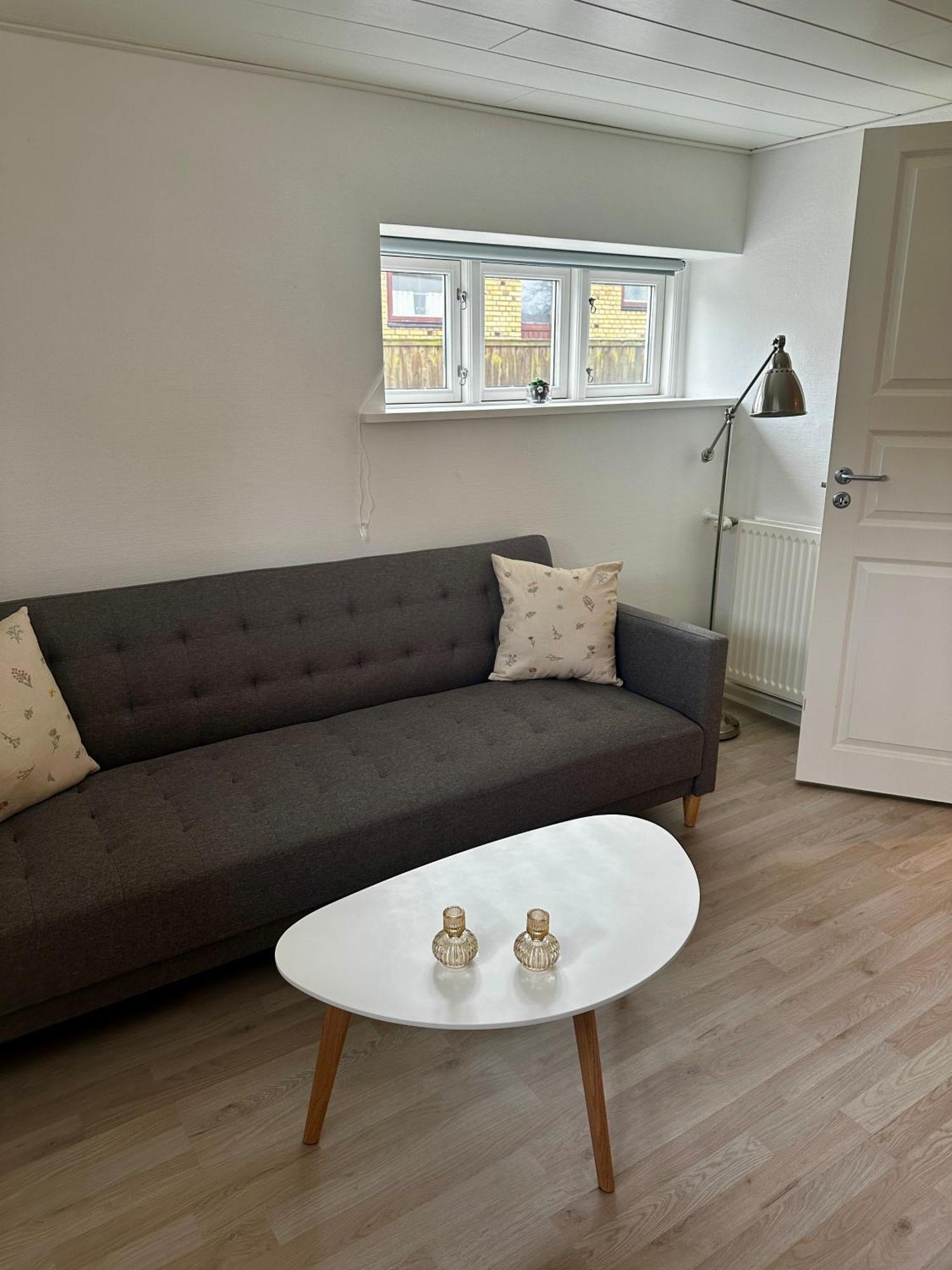 Skon Lejlighed Med Egen Terrasse Og Have Taet Pa Centrum I سكاغن المظهر الخارجي الصورة